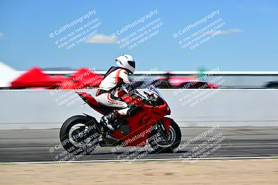 media/Mar-25-2024-Moto Forza (Mon) [[8d4319bd68]]/3-Intermediate Group/Session 4 (Front Straight Speed Pans)/